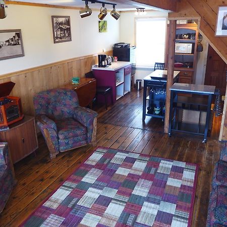 Mountain Thyme Getaway Hotel Barkerville ภายนอก รูปภาพ